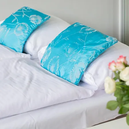 Oasis, Near The Center By Rentmonkey